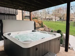 Luxury Oasis 5BR Hot Tub|Sauna - Image 5