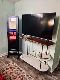 Cozy two bedroom apartment near Metro to DC - Image 5