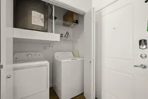 Clean~Cozy & Private l Great for Long Stays - Image 5