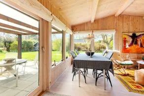Cozy cottage by Ulvshale Strand on Møn - Image 2