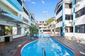 Secure & Central•WIFI•Pool| 10 Min. Walk to Beach. - Image 2