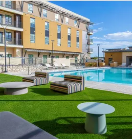 Landing | Amazing 1BD, Clubhouse - Image 4