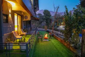 Suite - 5, A Cozy retreat at the Naukuchiatal Lake - Image 4