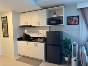 1br corner unit in Jazz Makati B43 - Image 3