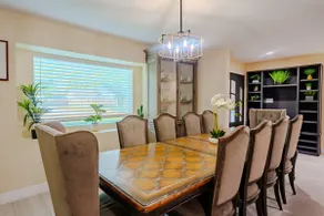 Spacious 4BR Family Retreat| Dickinson, TX - Image 5