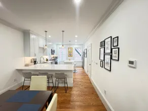 5-story Luxury Boston Brownstone - Image 5