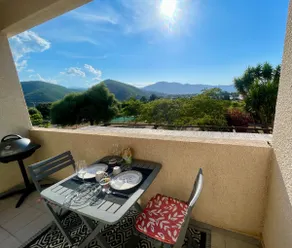 Quiet 1-bedroom apartment, terrace, pool, 2–3 people, cleaning included - Image 3