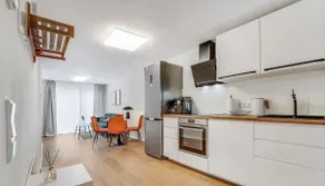 Furnished apartment with terrace - Image 2