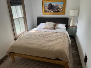 Cozy and Small near DT Brookings - Image 3
