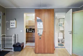 Cozy studio apartment with a desk - Image 5