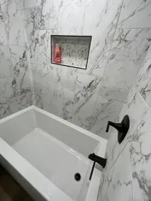 Secluded Hot Tub Hide-A-Way Retreat - Image 3