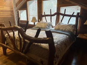 Hillbilly Hideout - Image 5