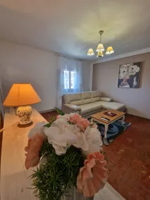Three-room apartment in the main square of Boccaccio - Image 3