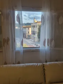 Three-room apartment in the main square of Boccaccio - Image 5