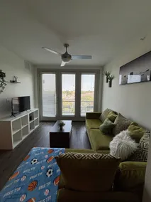 The Link & Lounge | Covered Parking, Balcony - Image 4