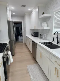 Modern 4BR Retreat Private Guest House - Image 5