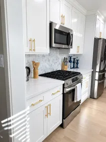 Modern 4BR Retreat Private Guest House - Image 2