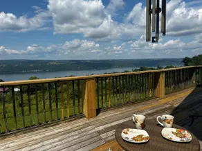 Stunning Lake View w/King Bed in Wine Country - Image 3