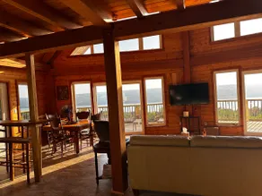 Stunning Lake View w/King Bed in Wine Country - Image 4