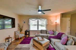 Karen's Cozy Ranch - Image 2