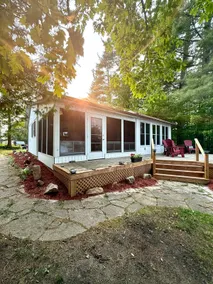 Yarrhill Lakeside Cottage on Mississippi Lake - Image 4
