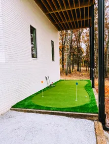 ”Gamers Garage” Lakehome Game Room & Putting Green - Image 3