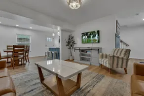 Lilypad B, Perfect Location! - Image 5