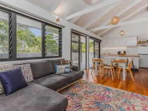 #11 Tallow Sands - The Deckhouse - Image 5