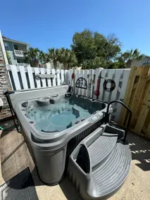 Beach House: Steps 2 Sand w Private Hot Tub - Image 2