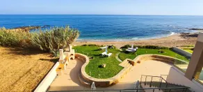 Aqua Luna Bay - Romantic Beachfront Suite & Garden - Image 2