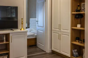 Serafina central Apartment - Image 3