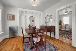 Large 2-Bedroom 12 miles to Logan 10mile to Boston - Image 4