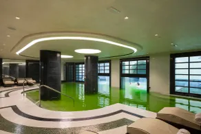 Elegant 2-Suite Residence, near the Thermal Baths - Image 5