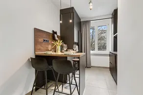 D18 Apartment - Image 3