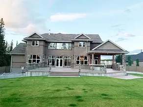 A beautiful royal mansion in Hinton forJasper tour - Image 5