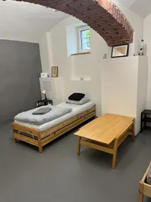 New basement with parking, EVcharger & AC - Image 5