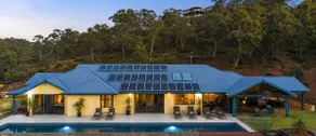 Zig Zag Retreat - Hilltop Home With Stunning Views - Image 5
