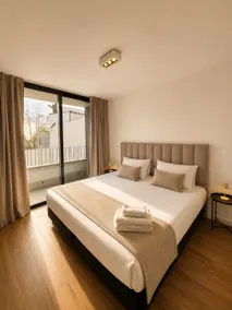 Luxurious 3 Bedroom Apartment - New - Image 3
