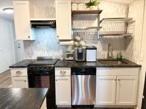 No Cleaning Fee: The Crockett Studio 1 Bed 1 Bath - Image 4