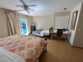 WFM-master bedroom private entry - Image 4