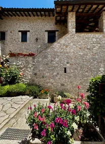 Ancient mountain farmhouse (2) - Image 2