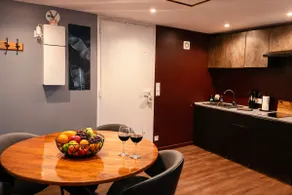 Phoenix Suite - House • Fireplace & Private Movie Theater - Image 4