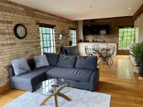 Stunning penthouse near town with views & parking! - Image 2