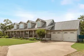 Luxury 90-Acre 5BR Ranch near Cedar Creek - Image 3