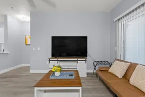 Stylish 2BR | Walk to South Point Casino - Image 5