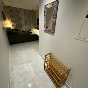 Modern & Cozy stay in Al Khobar - Image 2