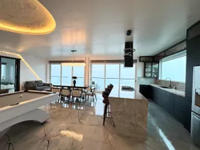 King Tritons Penthouse - Image 2