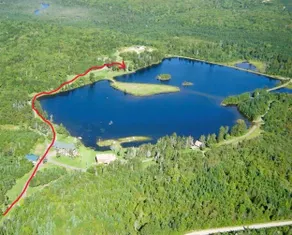 Stunning house on the lake! - Image 3
