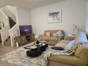 S1-Edmonton Sunny's Homes – 4 Beds|Sleeps 5/AC - Image 2