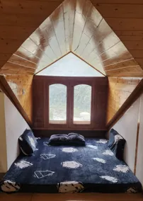 Private Penthouse w Balcony, Forest and River View - Image 4